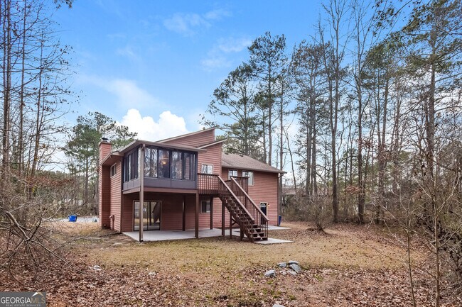 Building Photo - 640 Butterfield Ln