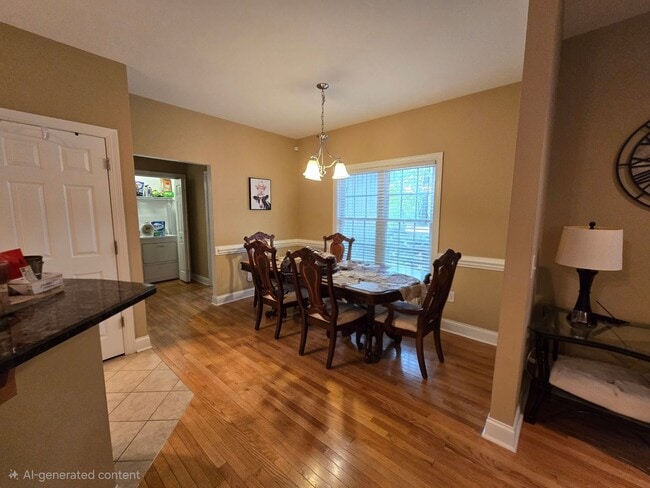 Building Photo - New Listing!!