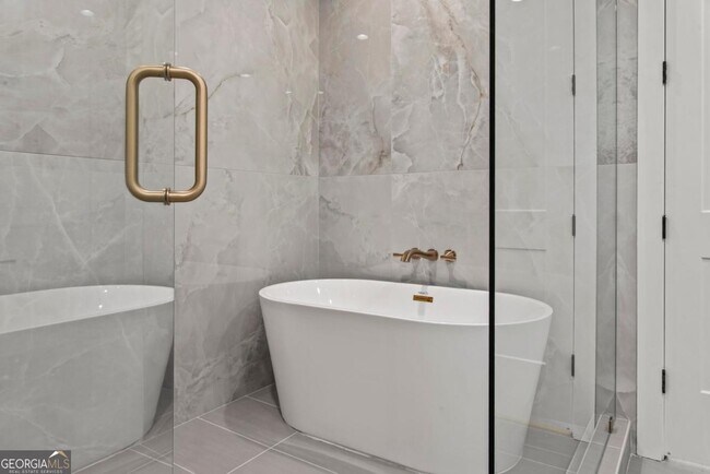 Building Photo - 1721 Osprey Poynte