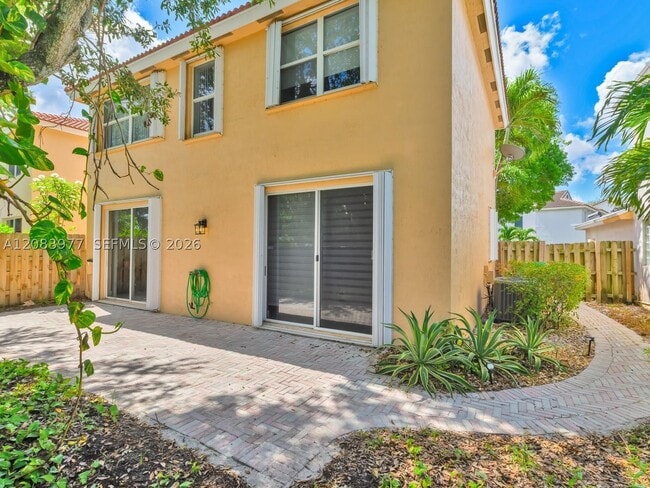 Building Photo - 15037 SW 50th Ct