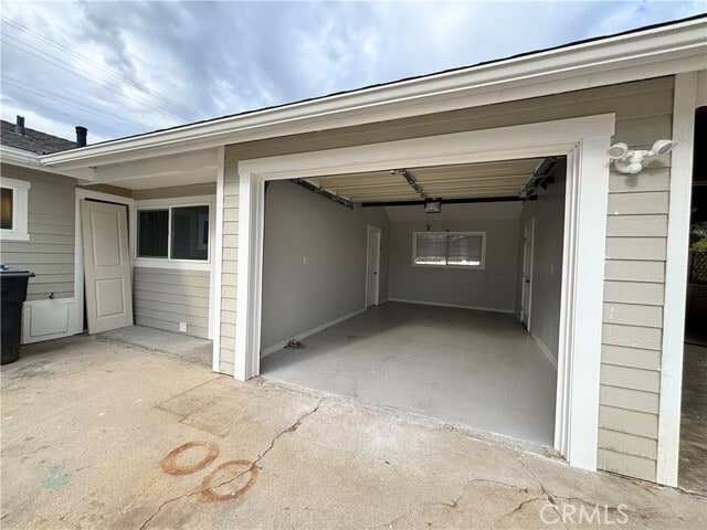 Building Photo - 10356 Wells Ave