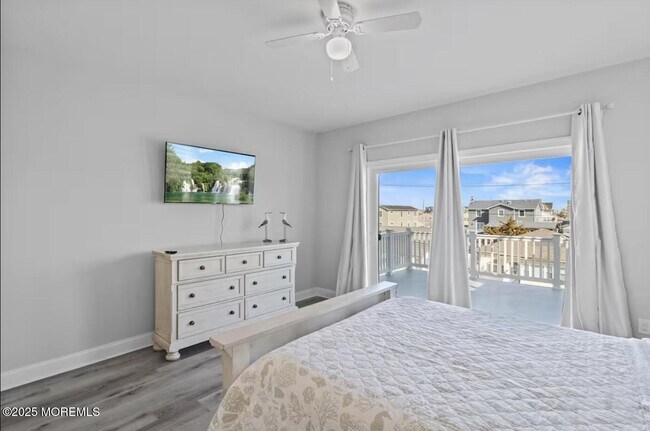 Building Photo - 207 Carteret Ave