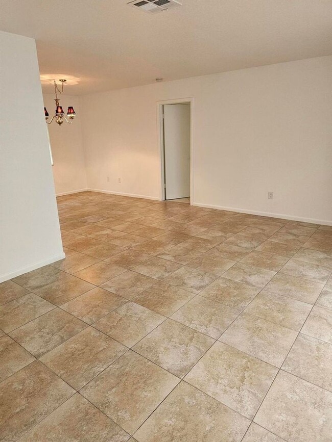 Building Photo - 12191 Broadleaf Ct