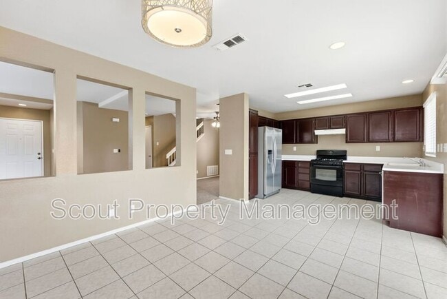 Building Photo - 45356 Escalante Ct