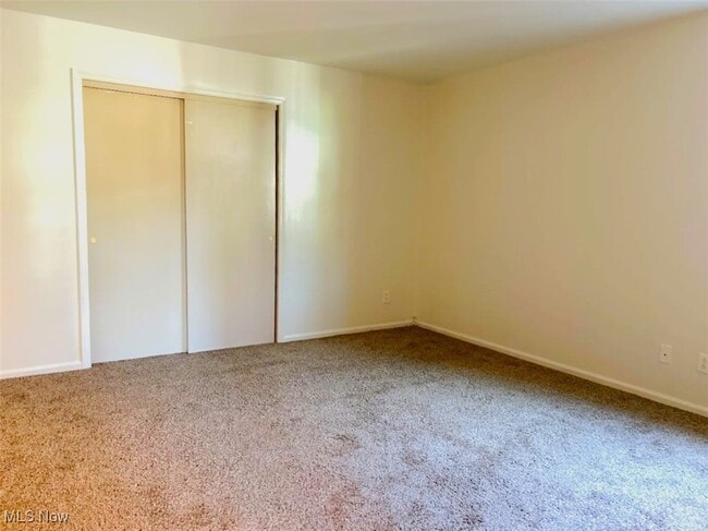 Building Photo - 20 E 36th St