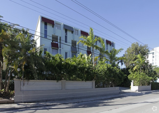 Primary Photo - The Lofts on the Park