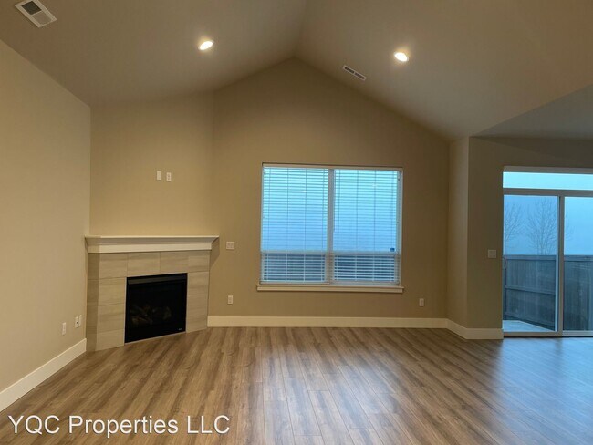 Building Photo - 4 br, 2.5 bath House - 72 N 88th Drive