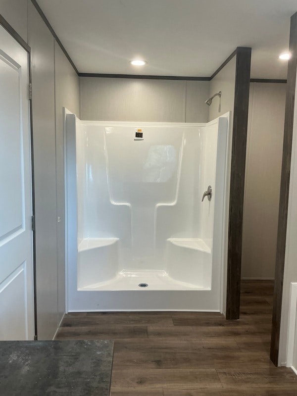 Building Photo - 5 Poole Cir