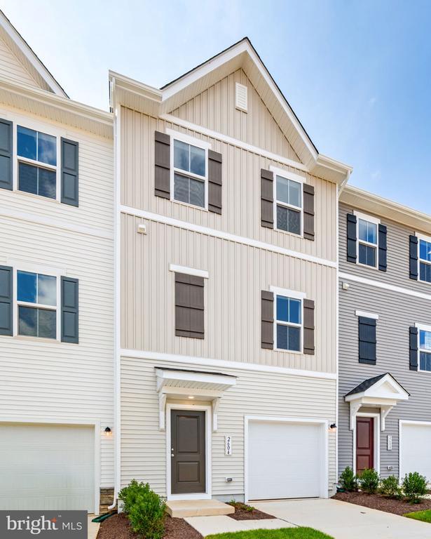 Building Photo - 2604 Cougar Ln
