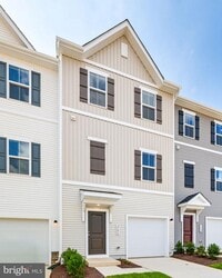 Building Photo - 2604 Cougar Ln
