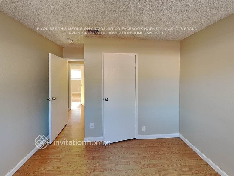 Building Photo - 4860 Teakwood Dr