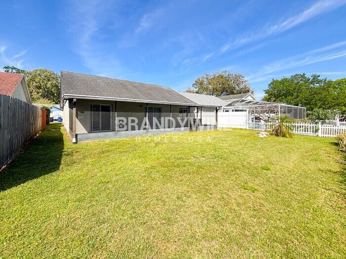 Building Photo - 1721 Brandon Trace Ave