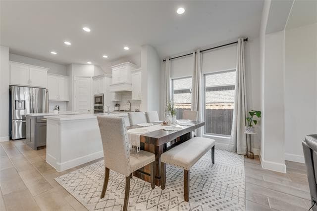 Building Photo - 8108 San Bernard Trl