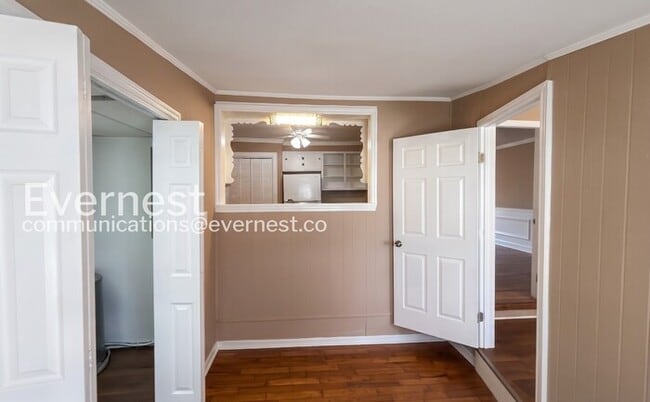 Building Photo - 5207 Evitt St