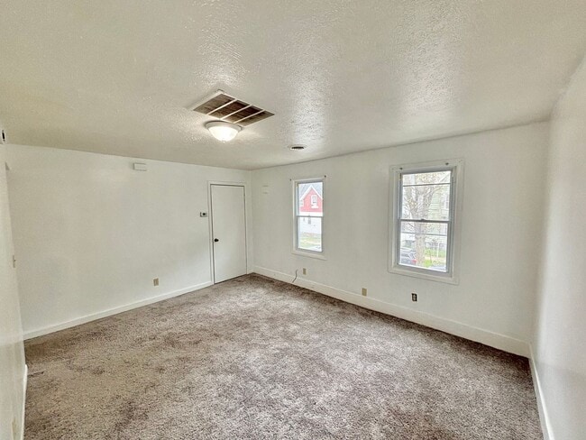 Building Photo - 39 Parkway
