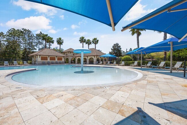 Building Photo - Beautifully Maintained home in Pool Community!