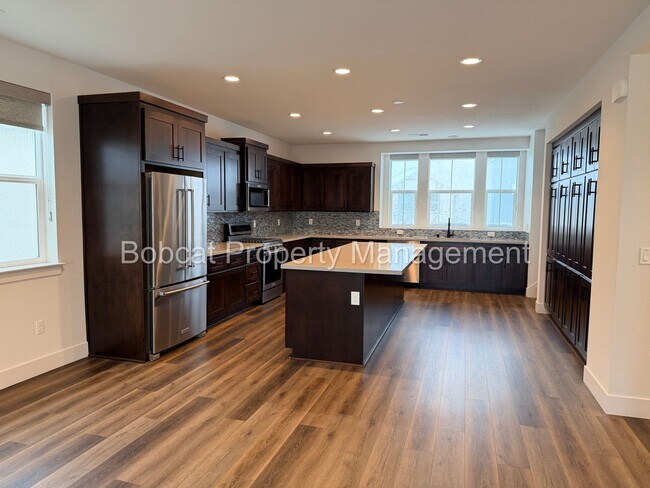 Building Photo - Modern Lock-and-Leave Living in the Heart of Carson City