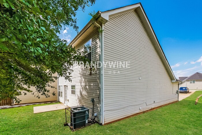Building Photo - 621 Carlton Pointe Dr