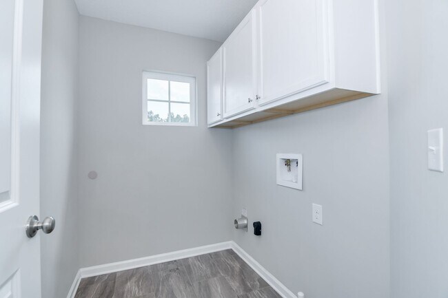 Building Photo - Beautiful 4 Bedroom 2.5 Bath in Grovetown!