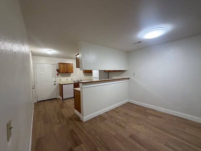 Building Photo - 428 Kays Ln