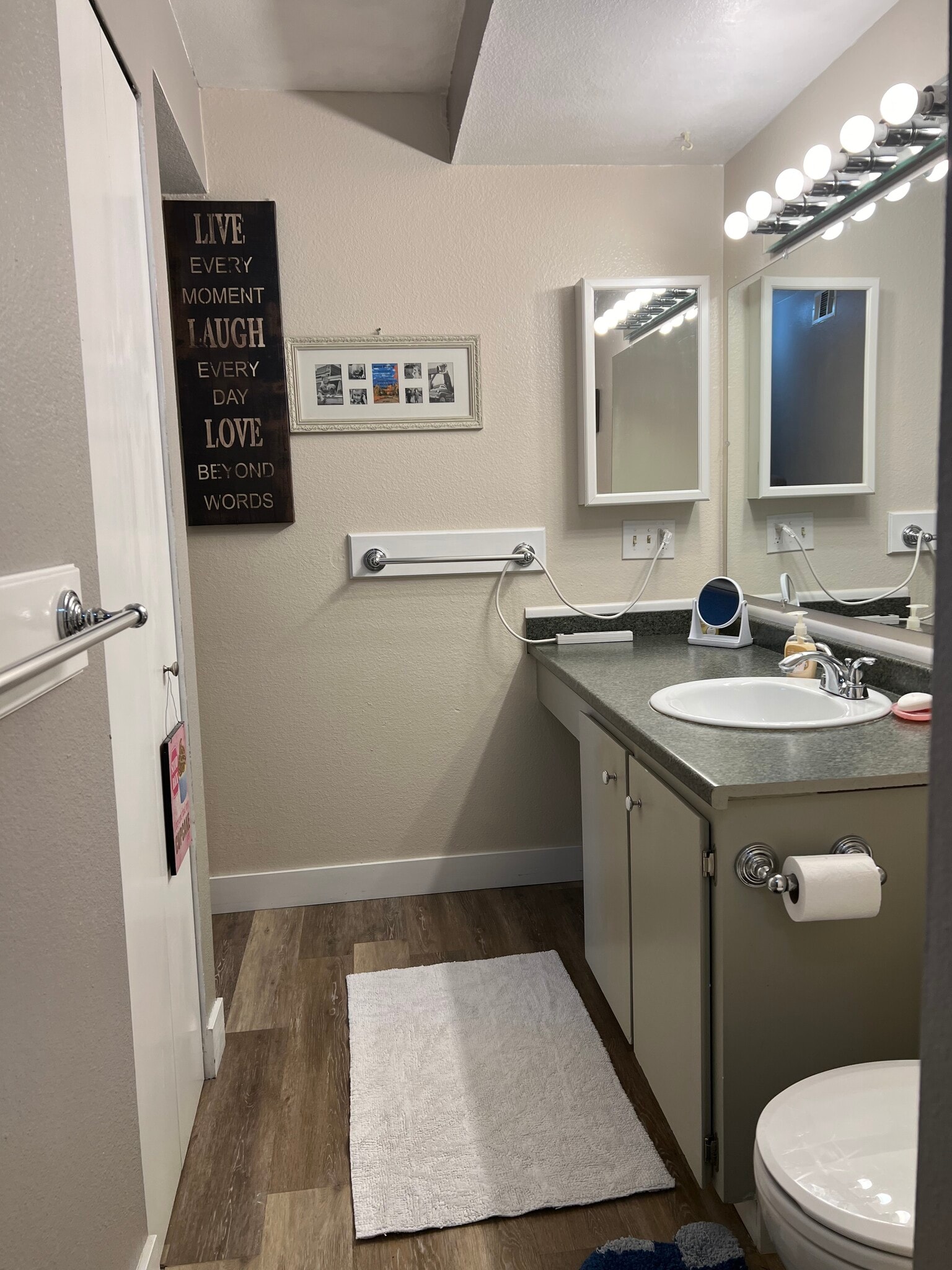 Building Photo - 16359 W 10th Ave