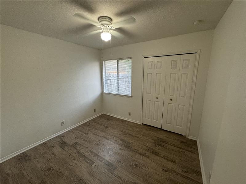 Building Photo - 8869 Meadow Range St