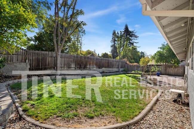 Building Photo - 8224 Longden Cir