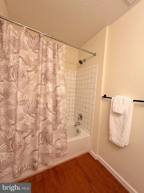 Building Photo - 1703 Bluffs Island Ct