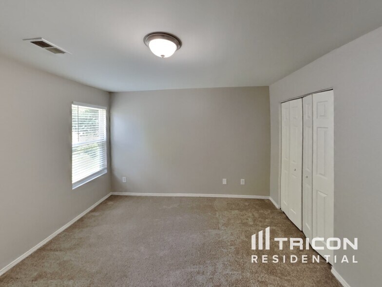 Building Photo - 5337 Liberty Hall Cir