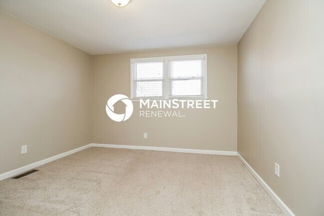 Building Photo - 3 Bedroom Pet-Friendly Home in La Vergne, ...