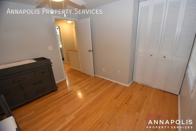 Building Photo - 528 Bay Green Dr