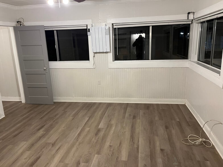 Building Photo - 1521 S 42nd St