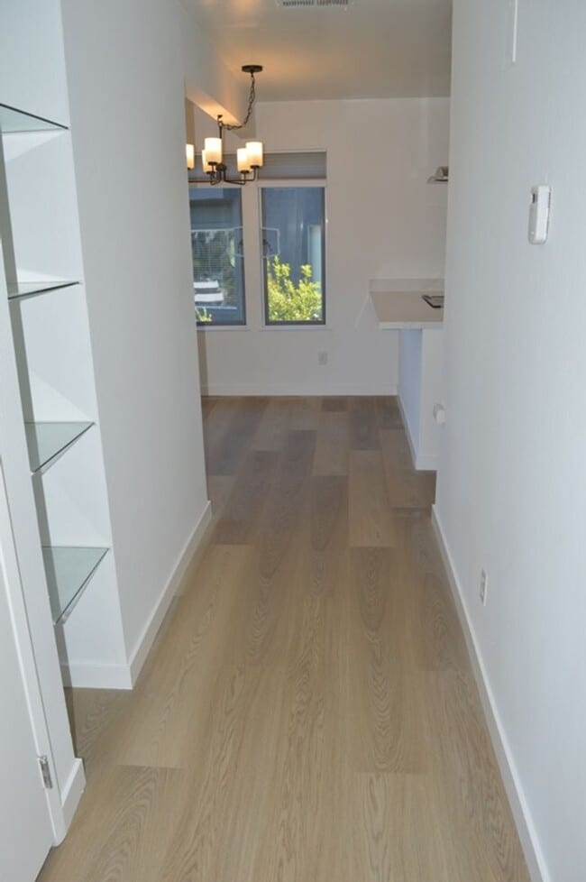 Building Photo - Beautifully Updated Condo with Bay View and 2 Primary Suites!