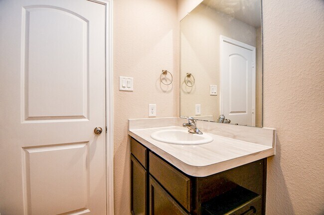 Building Photo - 22931 Berthoud Trl