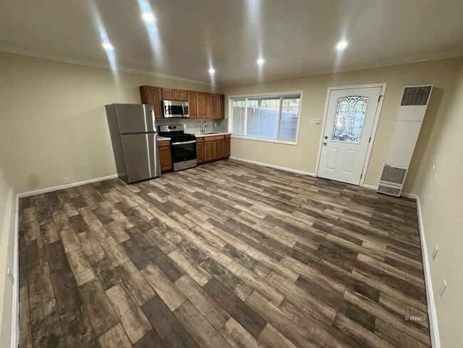 Building Photo - 26345 CA-243