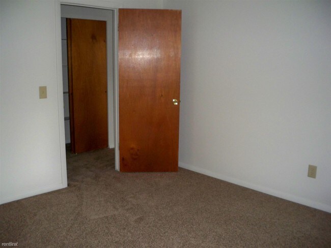 Building Photo - 1 br, 1 bath Apartment - The Francis