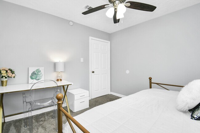 Building Photo - 5706 Sunnygate Dr