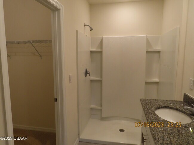 Building Photo - 4 BELLA LAGO Cir