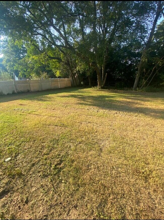 Building Photo - 108 Winchester Ln