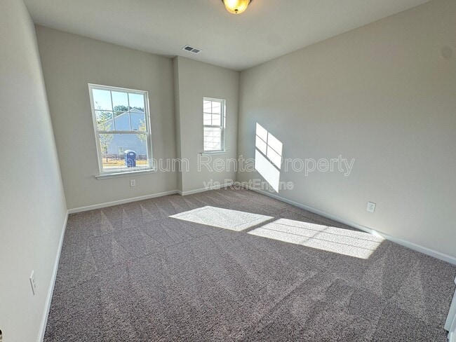 Building Photo - 1088 Chastain Dr