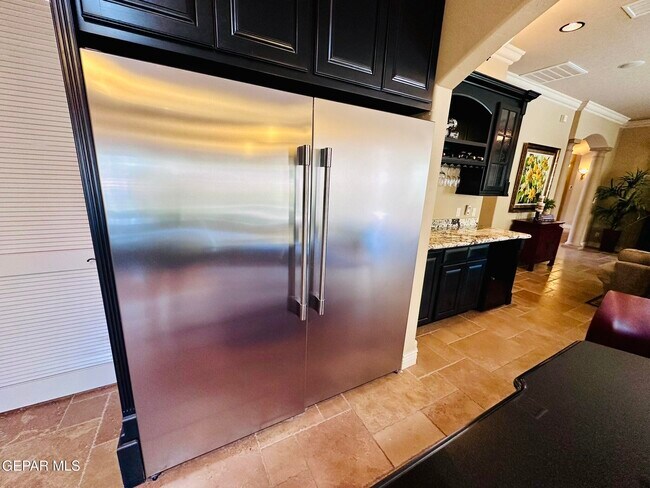 Building Photo - 6268 Wildwood Ct