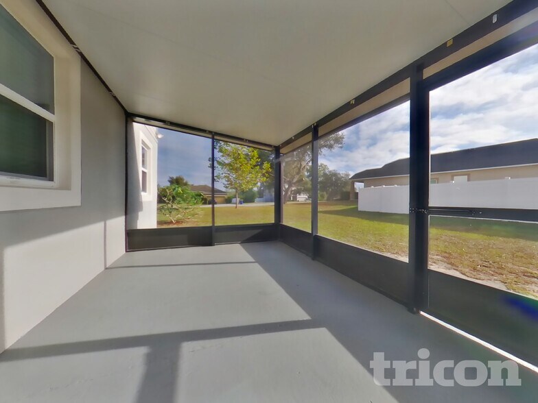 Building Photo - 15406 Taurus Ct