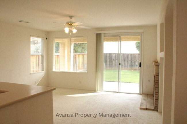 Building Photo - Home for Rent