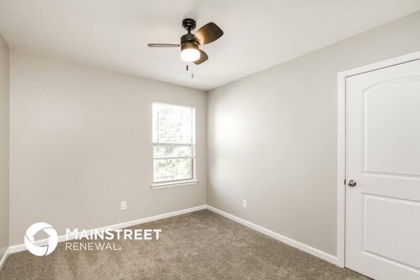 Building Photo - 113 Collenton Ln