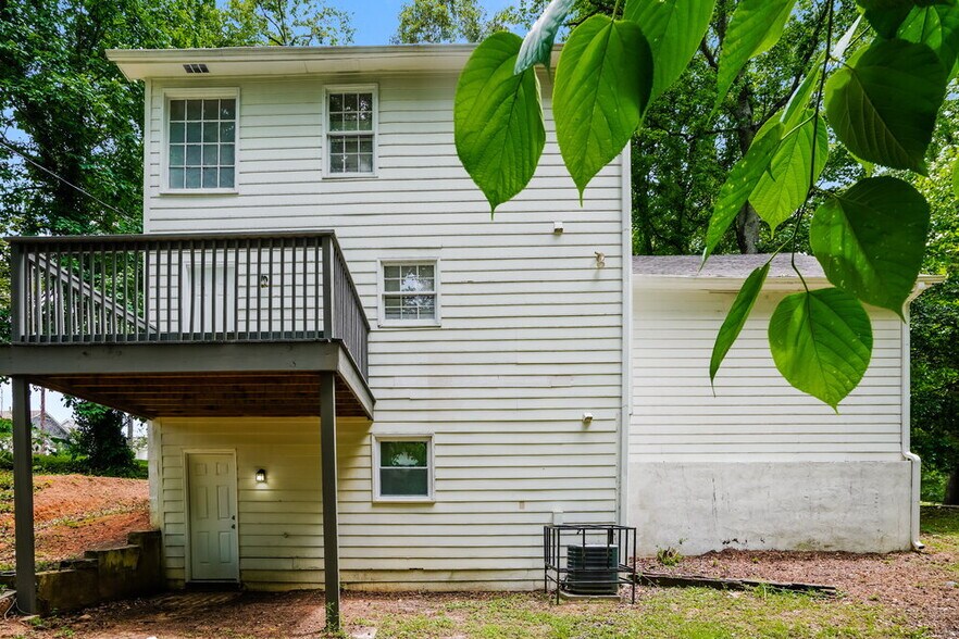 Building Photo - 3133 Glen Hollow Dr