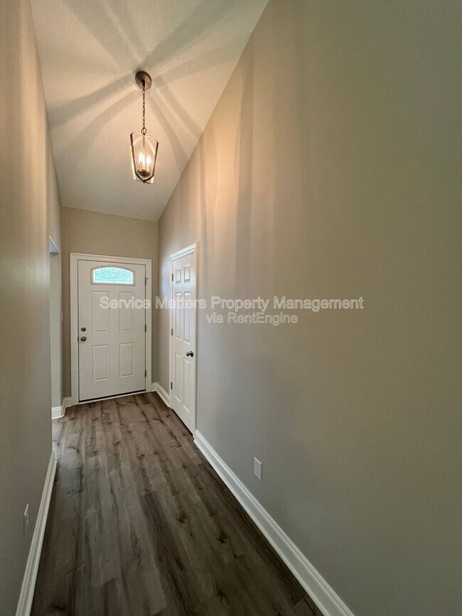 Building Photo - 6937 Trail Ride S