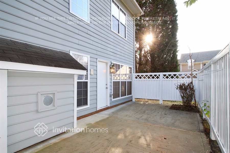 Building Photo - 17113 Cabernet Ct