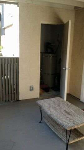 Building Photo - La Jolla 2bed 2bath, hardwood floors, patio, upgraded