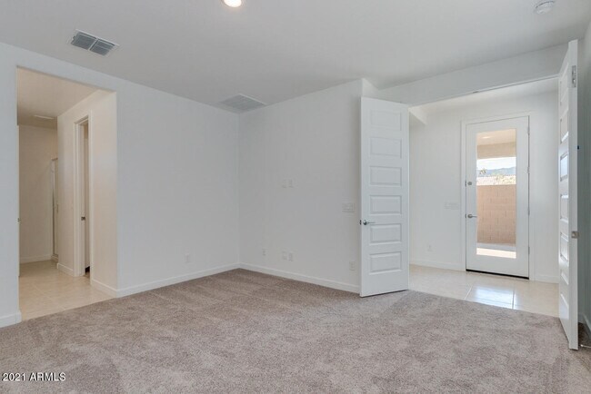 Building Photo - 7276 S 22nd Ln