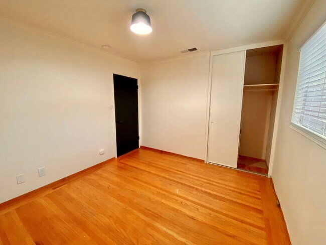 Building Photo - Recently Remodeled 3BD/2BA Southside Downtown Livermore Single-Family Home!